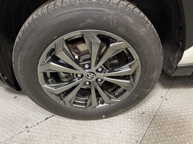 Used 2022 Toyota RAV4 Limited w/ Limited Grade Weather Package image 20