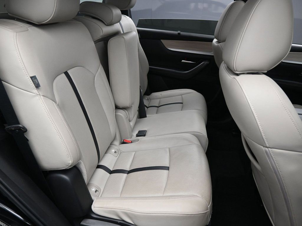 Used 2024 MAZDA CX-90 3.3 Turbo w/ Preferred Package image 33