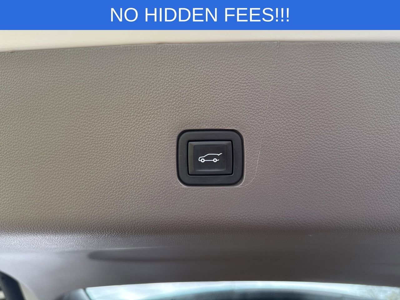 Used 2020 Chevrolet Traverse LT image 46