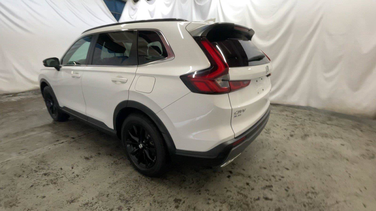 Used 2025 Honda CR-V Sport-L image 9