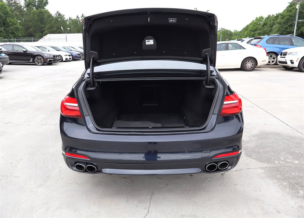 Used 2018 BMW 750i xDrive AWD/4WD image 53