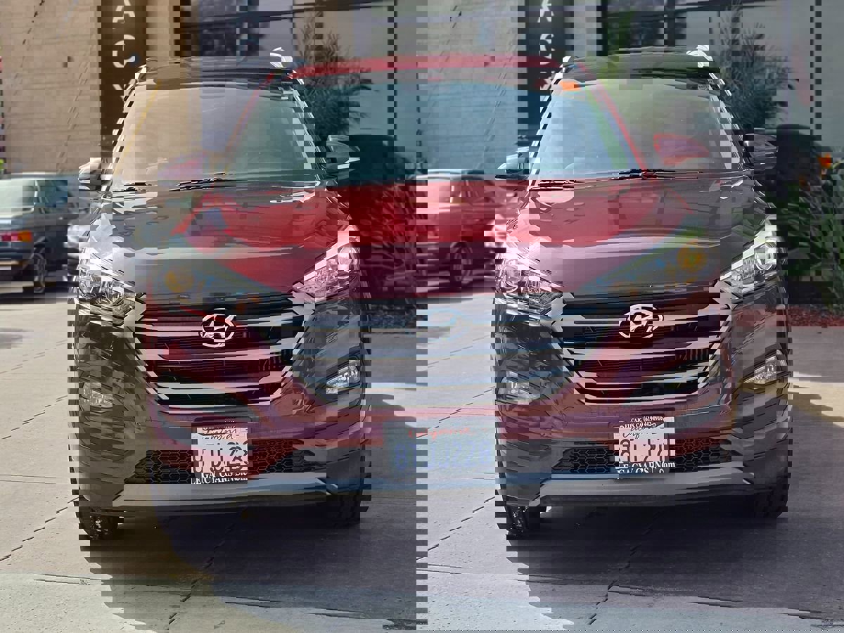 Used 2016 Hyundai Tucson Sport image 6