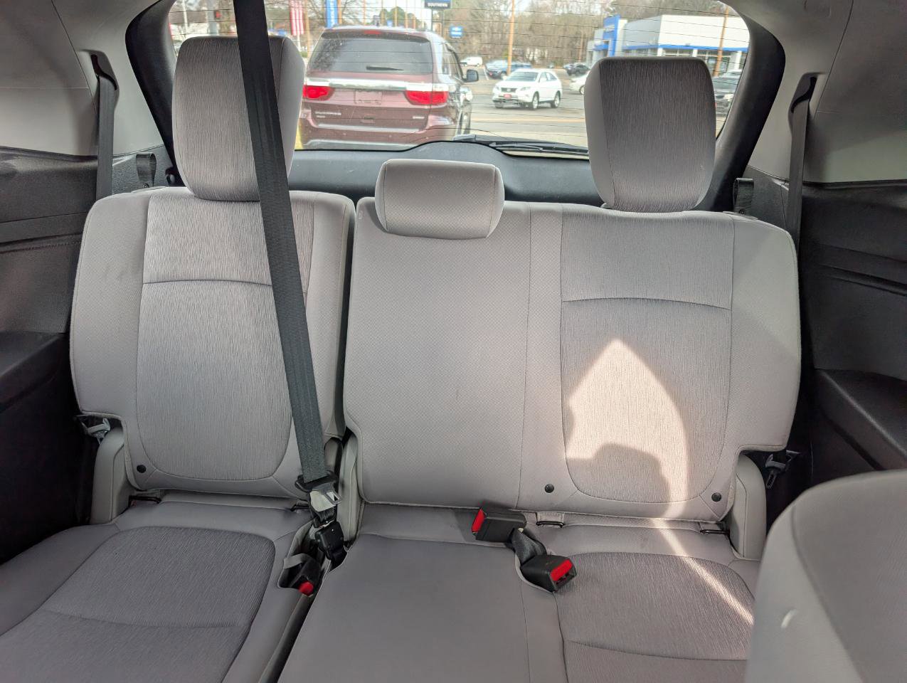 Used 2018 Honda Odyssey LX image 27