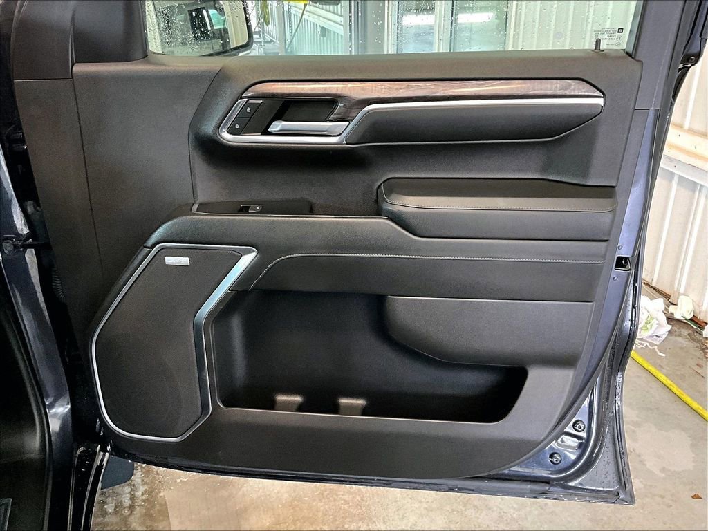 Used 2023 Chevrolet Silverado 1500 LTZ w/ LPO, Dark Essentials Package image 12