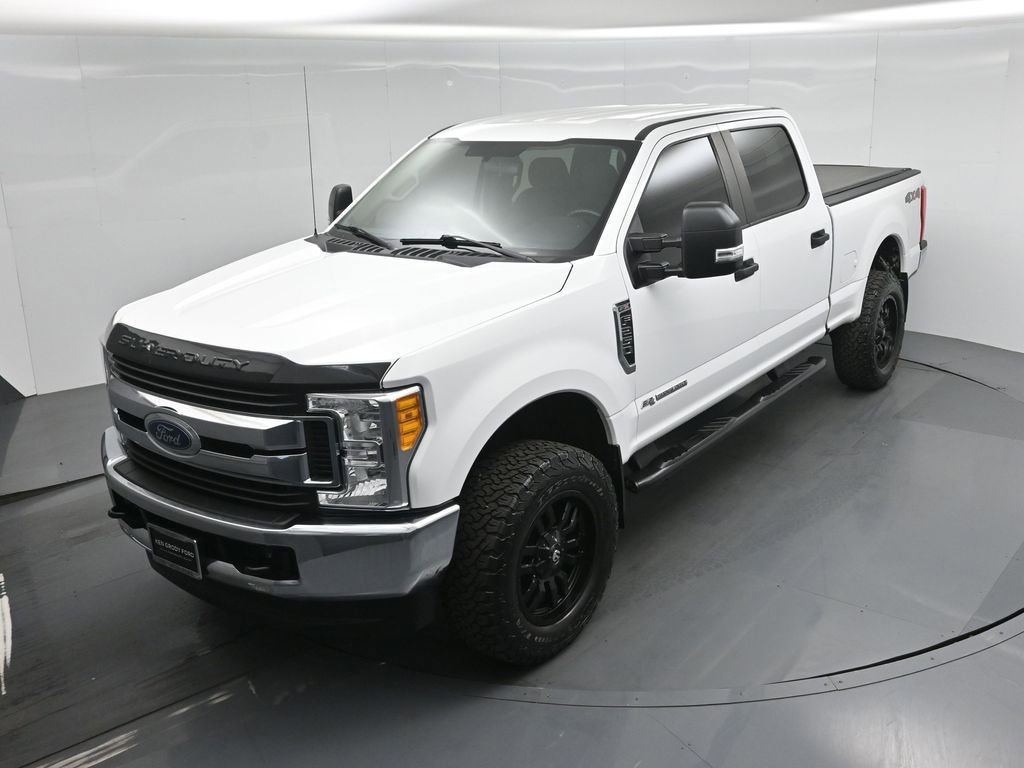 Used 2017 Ford F250 XL w/ STX Appearance Package AWD/4WD image 33