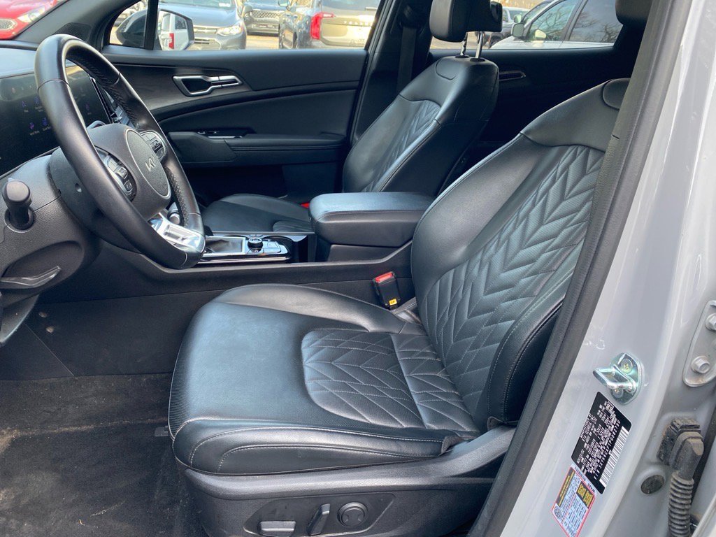 Certified 2023 Kia Sportage X-Line image 10