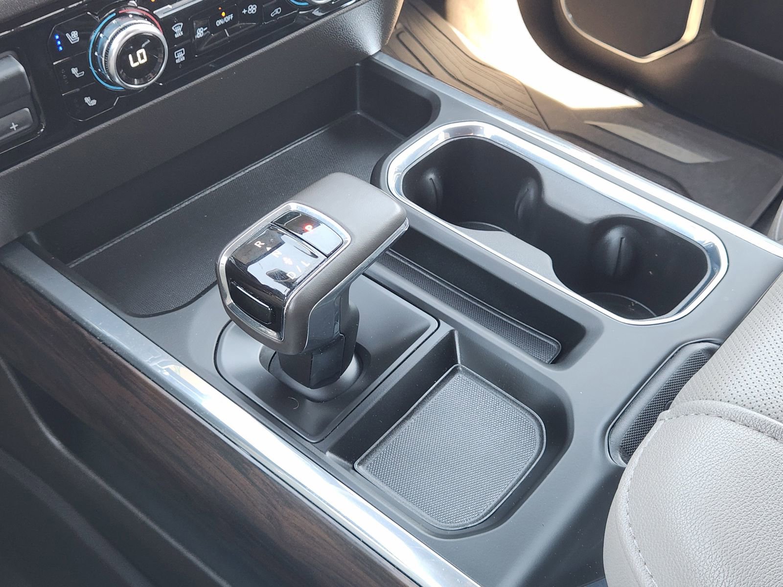 Used 2023 GMC Sierra 1500 SLT image 19