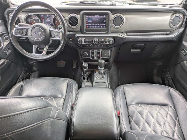 Used 2019 Jeep Wrangler Unlimited Sahara AWD/4WD image 15