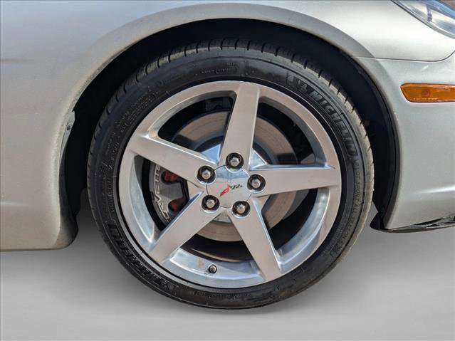 Used 2006 Chevrolet Corvette Convertible w/ Preferred Equipment Group image 11