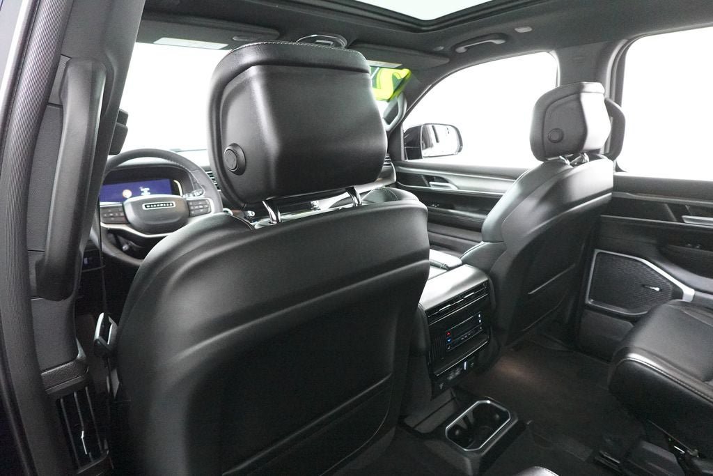 New 2025 Jeep Wagoneer Series II w/ Premium Group I AWD/4WD image 26