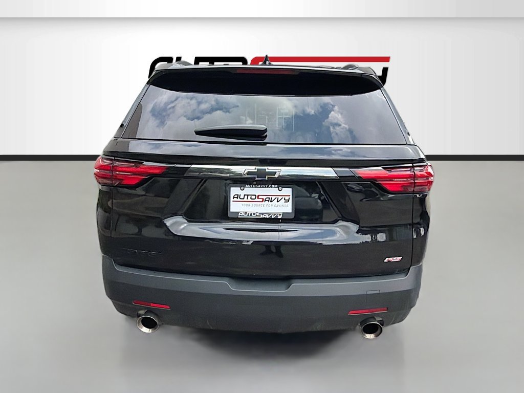 Used 2023 Chevrolet Traverse RS FWD image 6