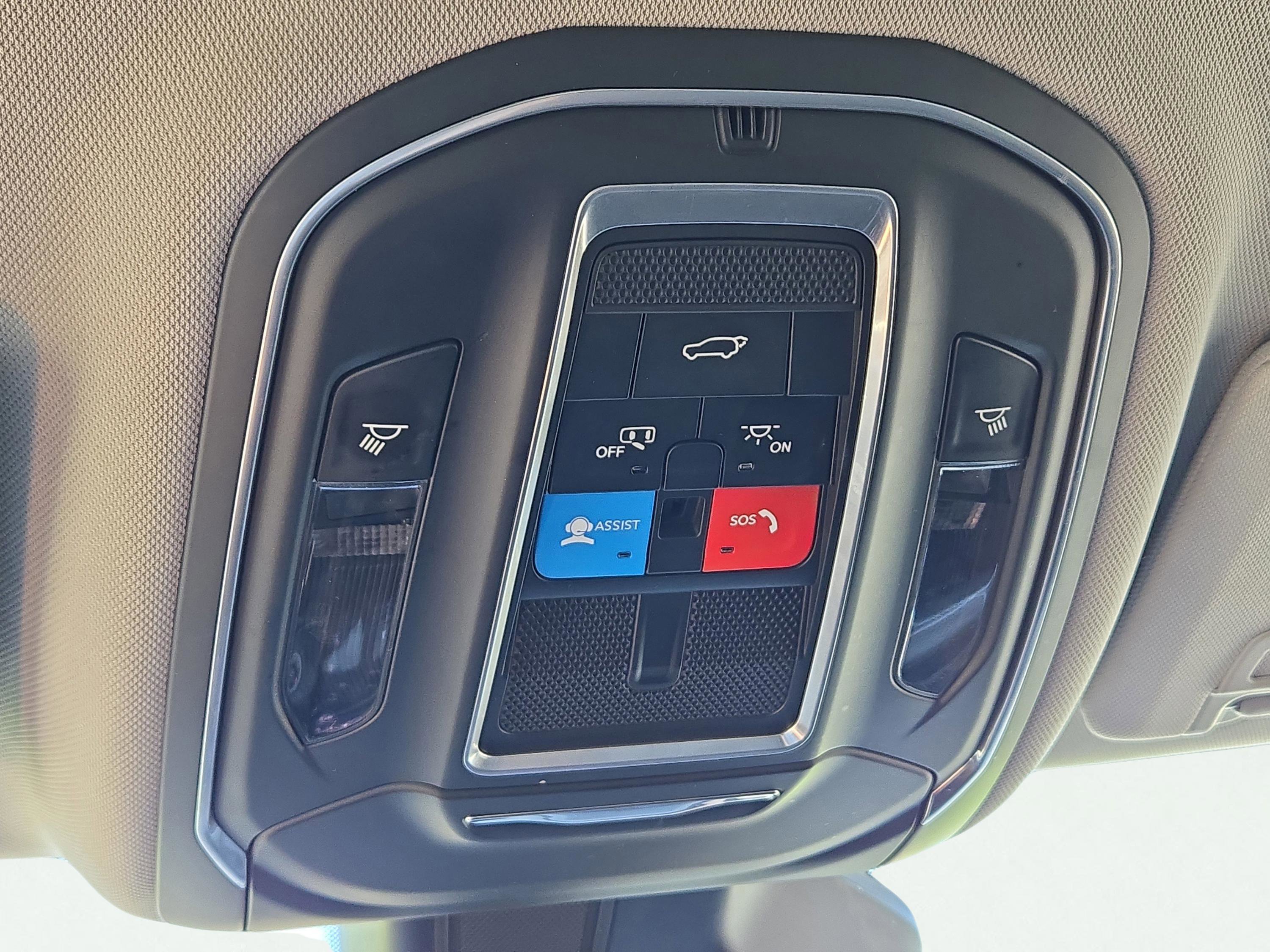 Used 2023 Jeep Grand Cherokee L Limited image 31