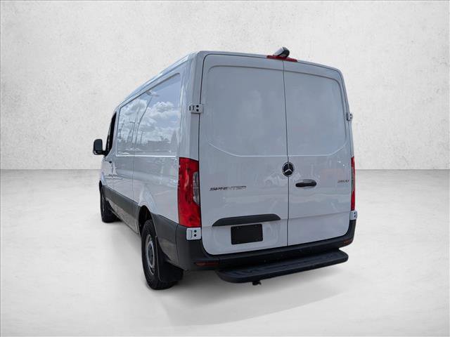 Used 2025 Mercedes-Benz Sprinter 2500 image 7