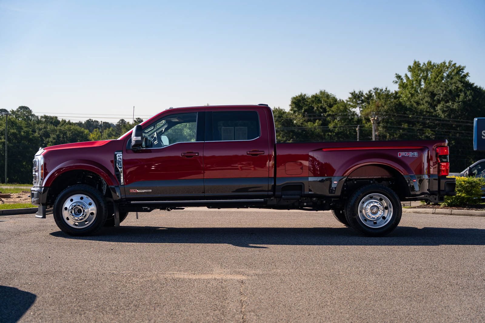 Used 2025 Ford F450 King Ranch w/ FX4 Off-Road Package AWD/4WD image 4