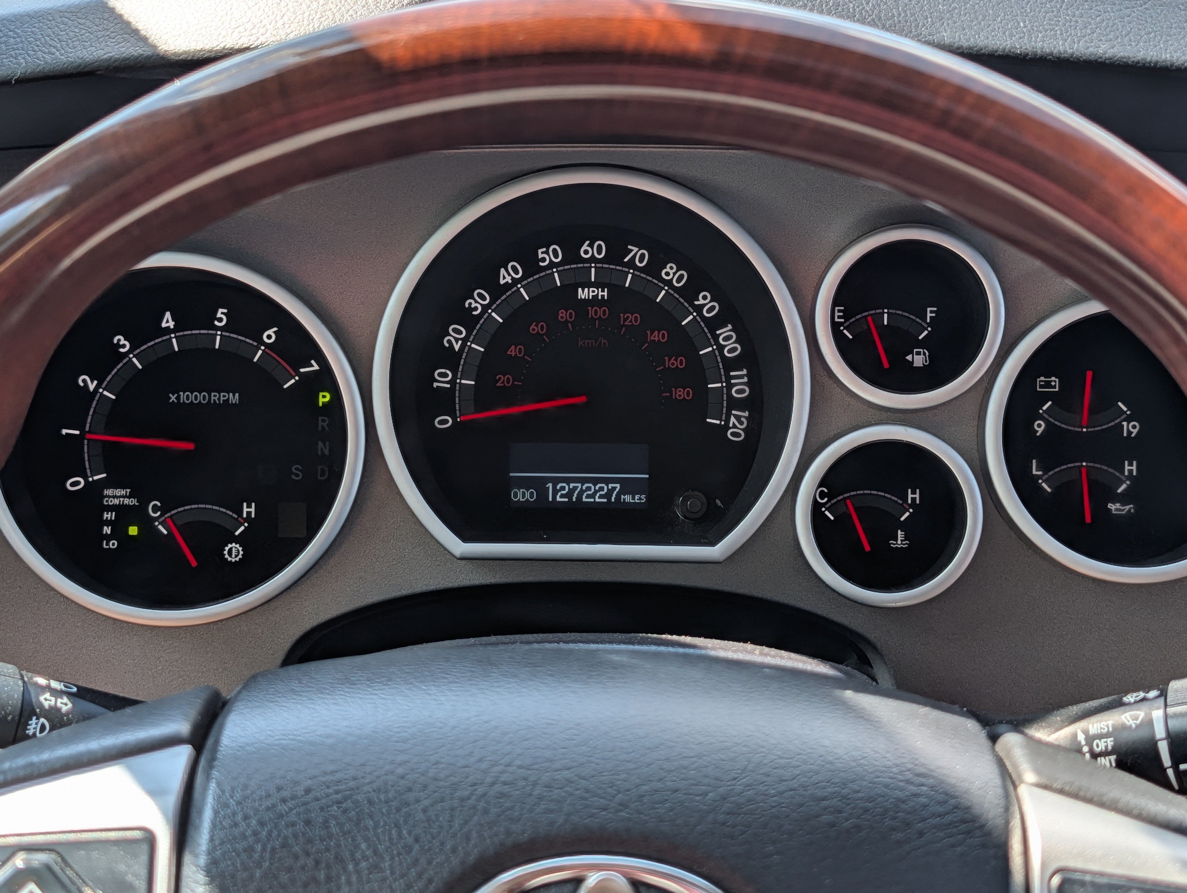 Used 2016 Toyota Sequoia Platinum AWD/4WD image 21