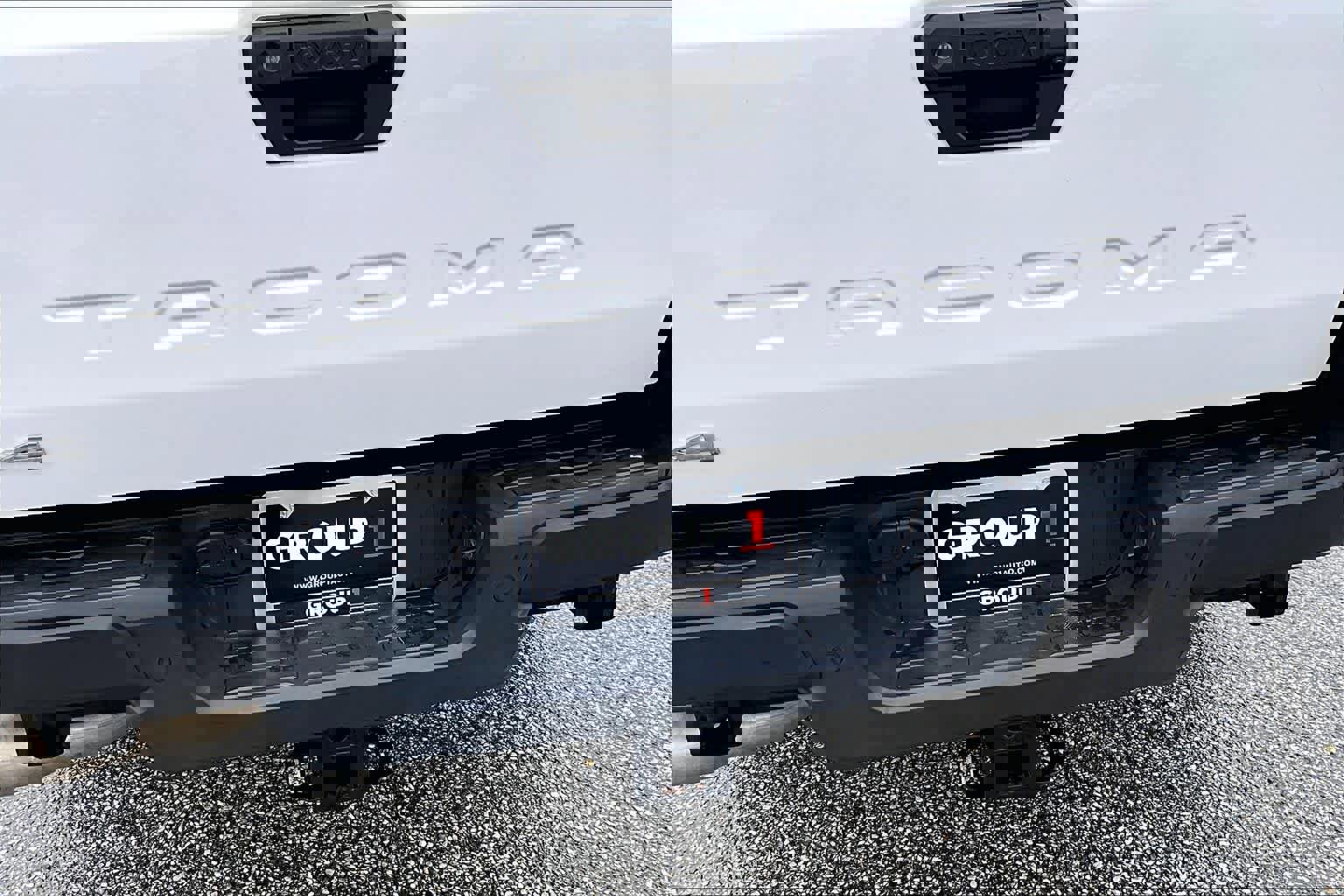 Used 2024 Toyota Tacoma SR w/ SR Upgrade Package image 30