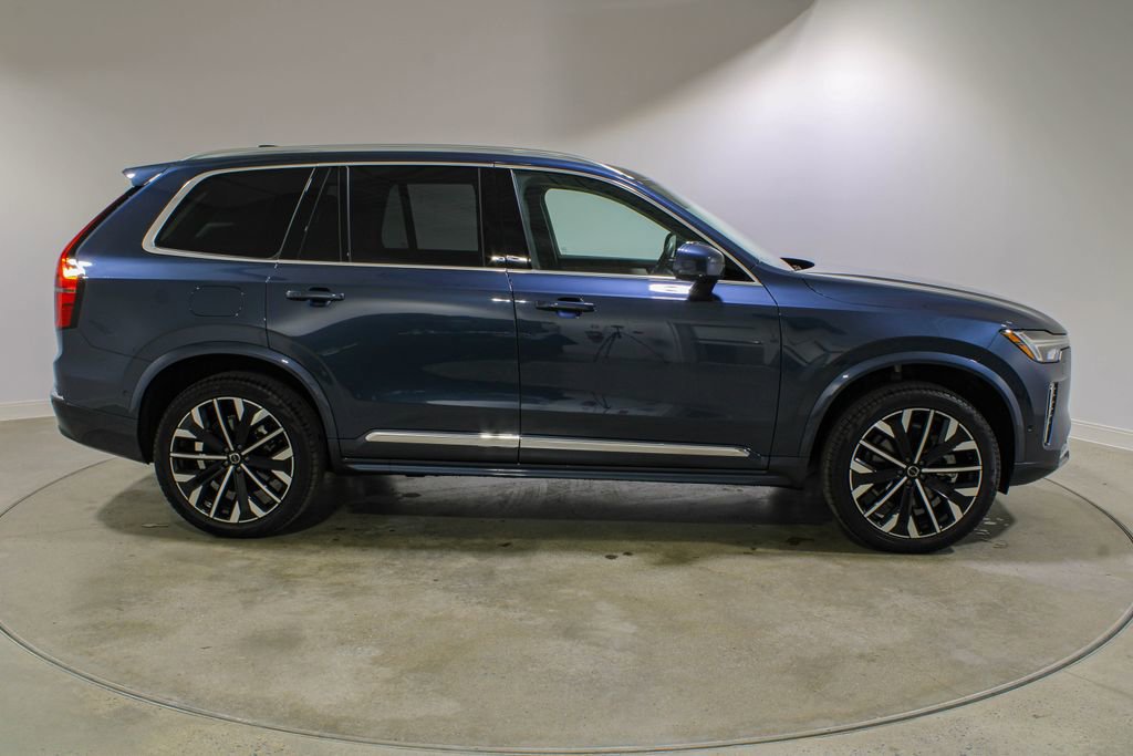 Used 2026 Volvo XC90 B5 Plus w/ Protection Package Premier AWD/4WD image 6