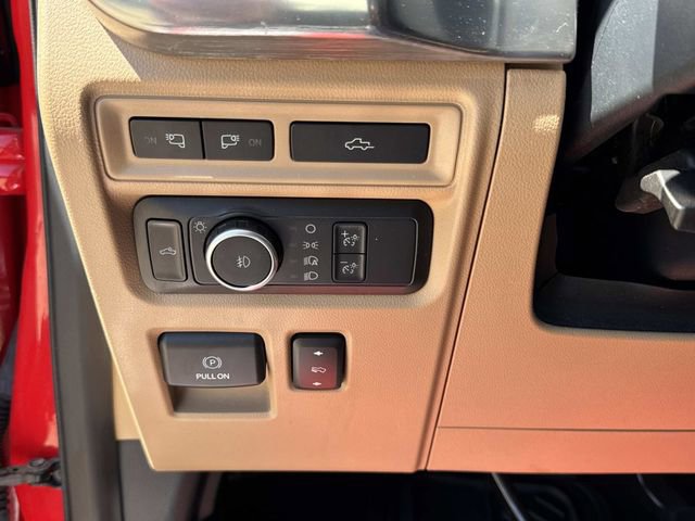 Used 2021 Ford F150 Lariat w/ Max Trailer Tow Package image 32