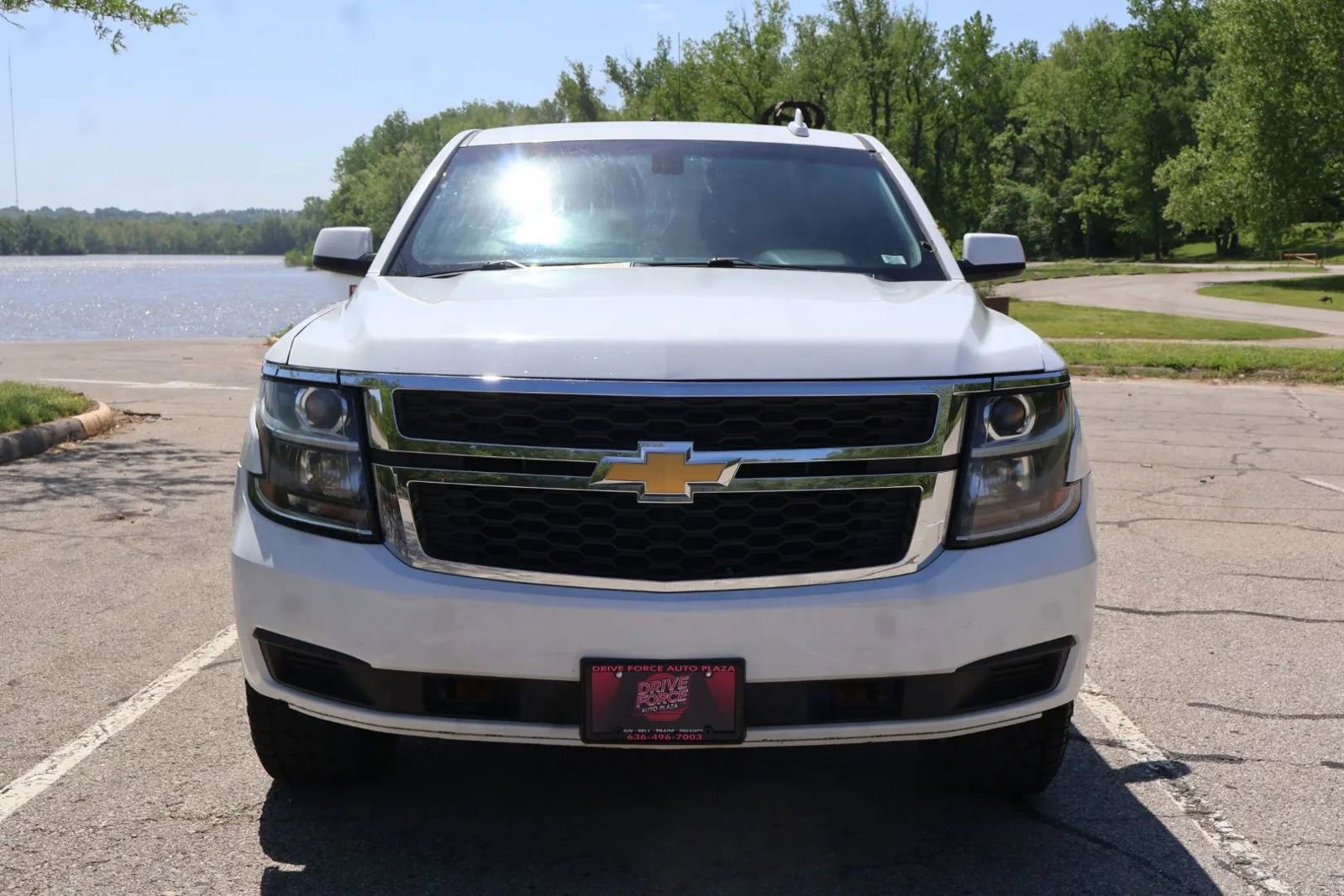Used 2017 Chevrolet Tahoe LS w/ Skid Plate Package AWD/4WD image 2
