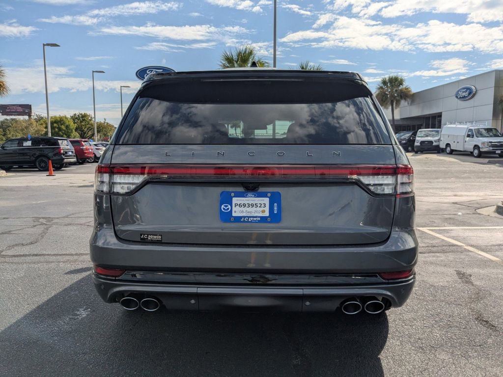 New 2025 Lincoln Aviator Black Label w/ Black Label Special Edition image 5