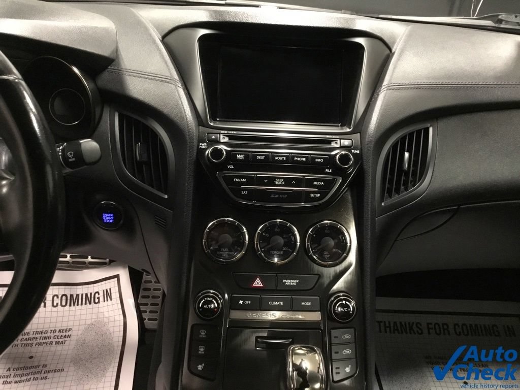 Used 2015 Hyundai Genesis 3.8 RWD image 42