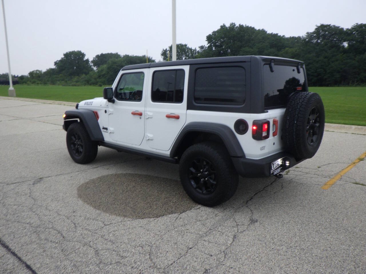 Used 2020 Jeep Wrangler Unlimited Sport AWD/4WD image 3
