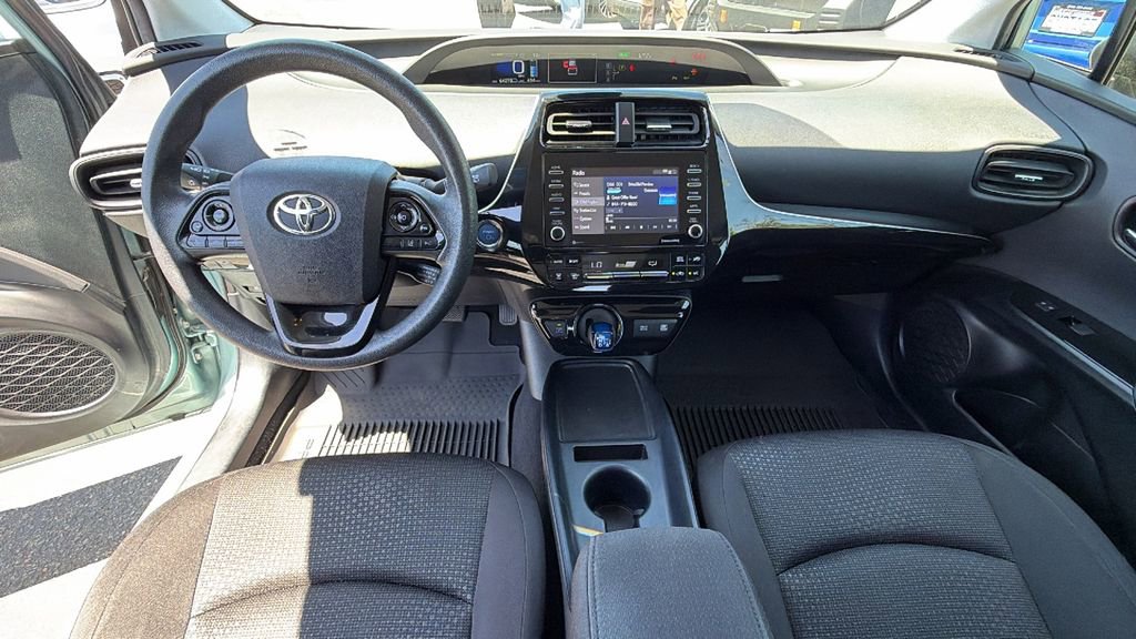 Used 2022 Toyota Prius LE FWD image 18