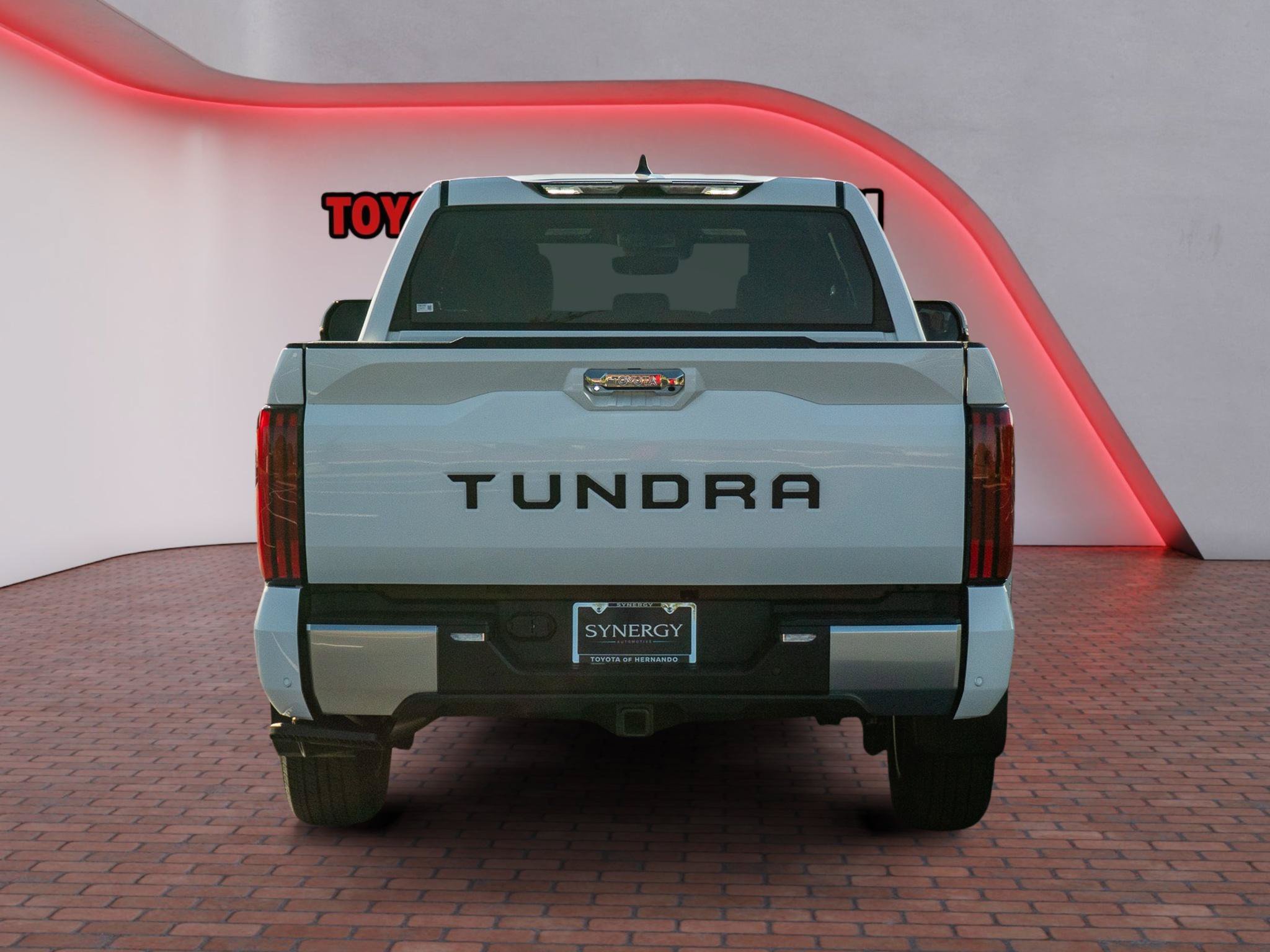Used 2026 Toyota Tundra Limited w/ Power Package RWD image 6