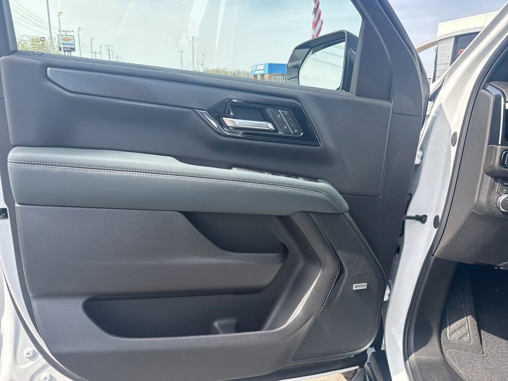 New 2026 GMC Yukon AT4 image 29