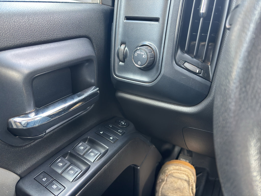 Used 2019 Chevrolet Silverado 1500 W/T w/ WT Convenience Package AWD/4WD image 22
