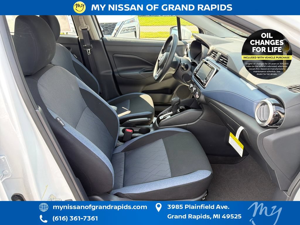 Used 2025 Nissan Versa SV w/ Trunk Package FWD image 27