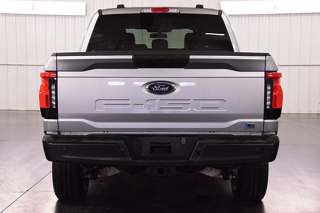 Used 2023 Ford F150 Lightning Pro image 6
