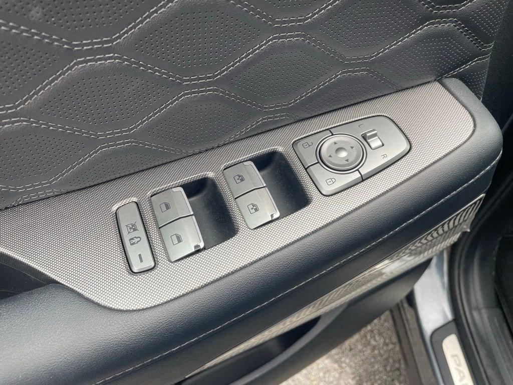 Used 2021 Hyundai Palisade Calligraphy FWD image 12