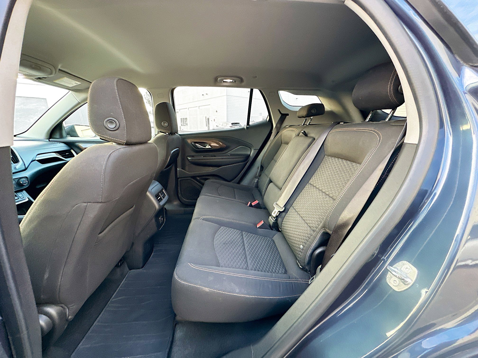 Used 2018 GMC Terrain SLE image 25