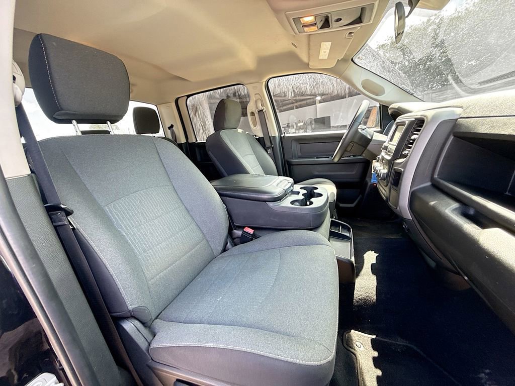 Used 2022 RAM 1500 Tradesman w/ Tradesman SXT Package RWD image 31