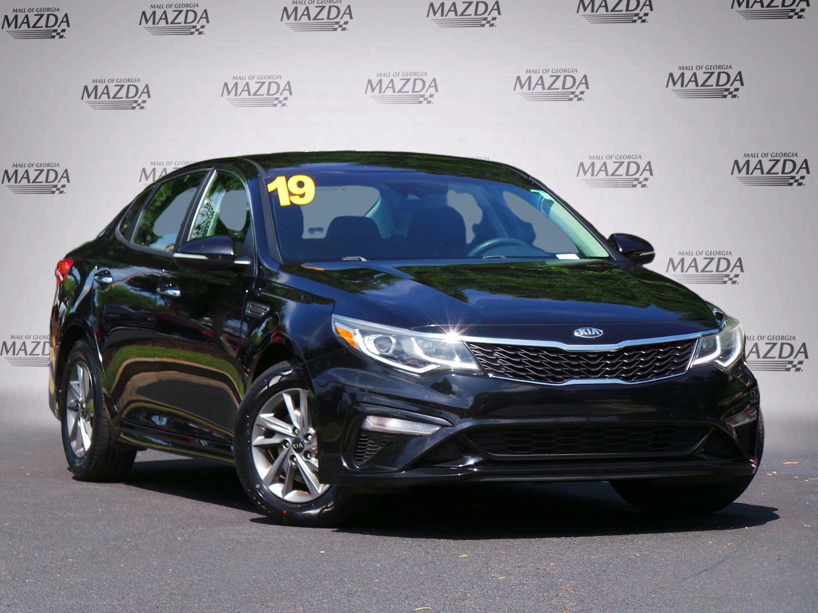 Used 2019 Kia Optima LX FWD image 2