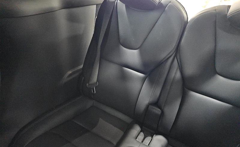 Used 2022 Tesla Model X image 4