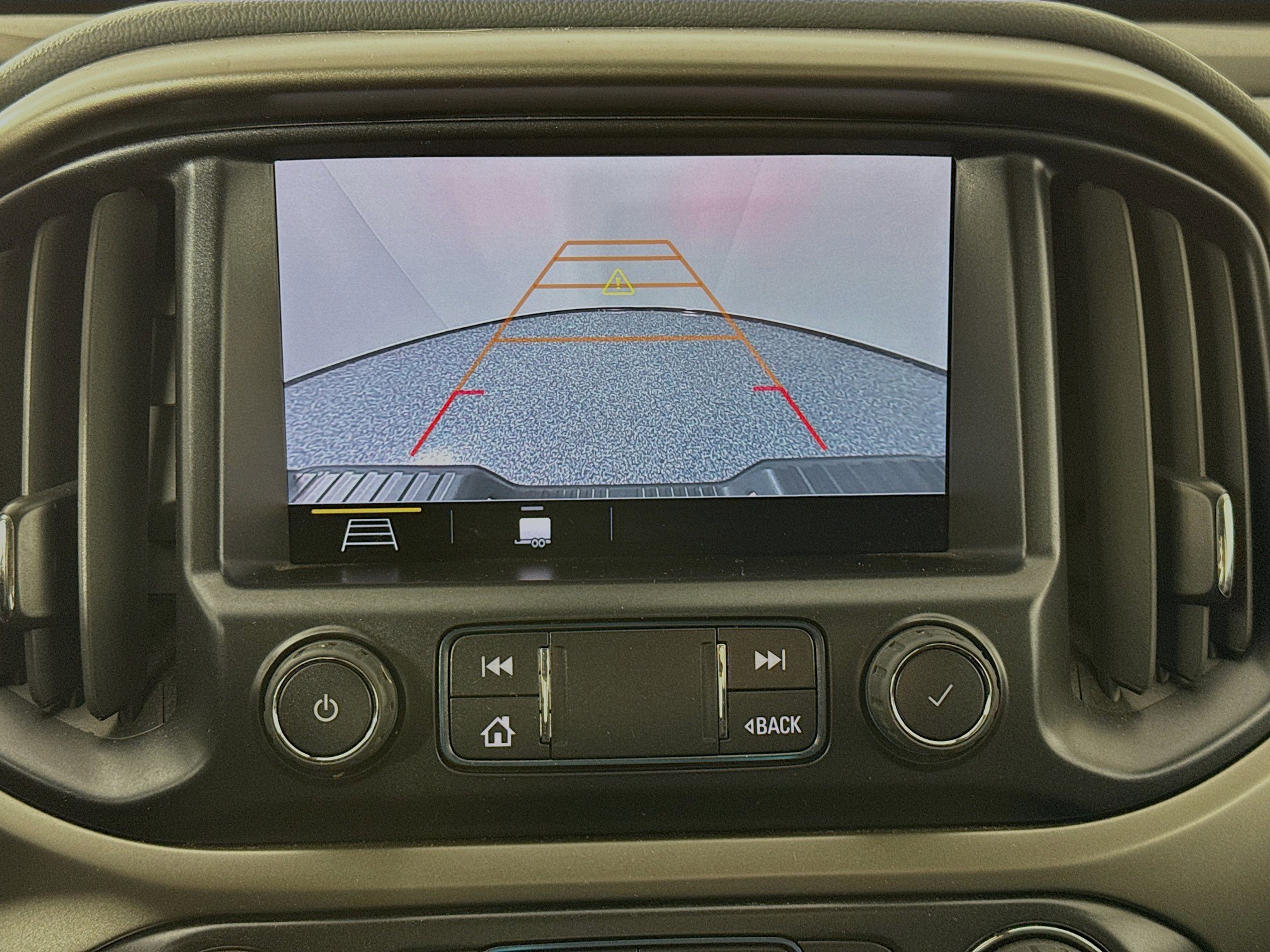 Used 2022 Chevrolet Colorado Z71 AWD/4WD image 14