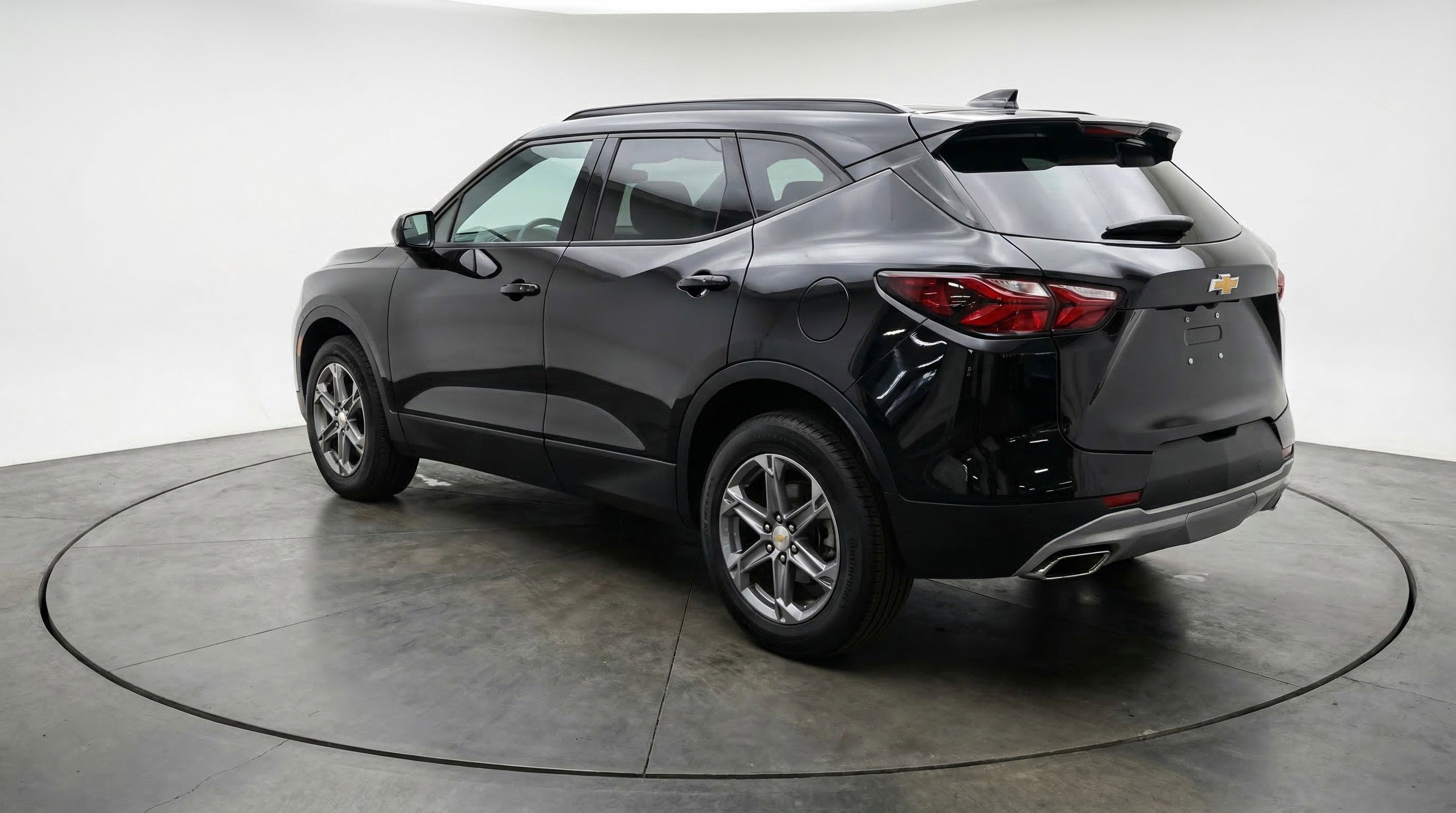 Used 2025 Chevrolet Blazer LT image 6