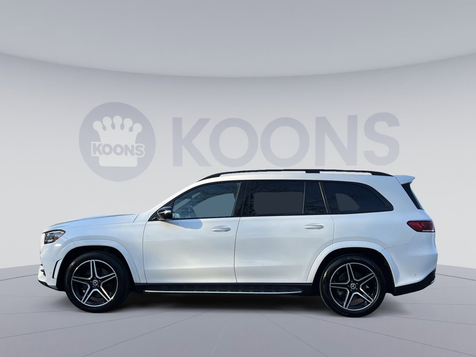 Certified 2023 Mercedes-Benz GLS 450 4MATIC w/ AMG Line Exterior image 2
