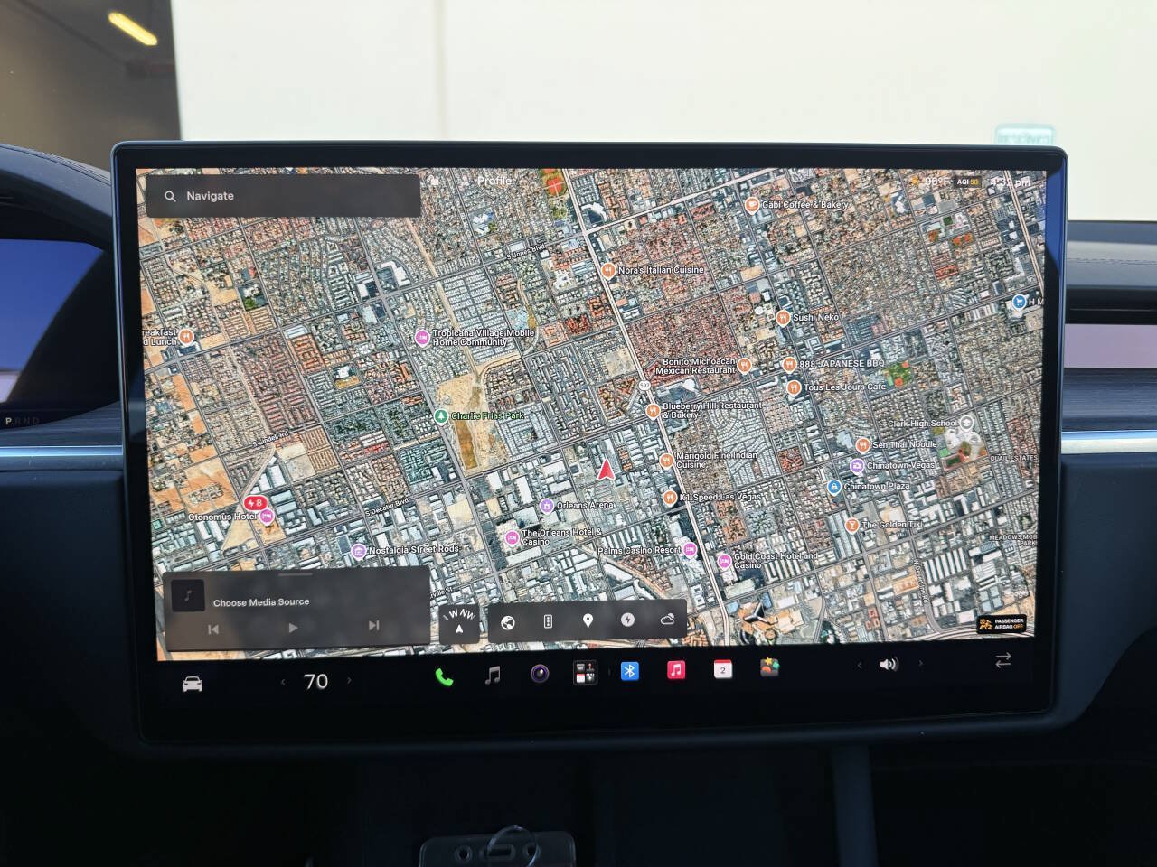 Used 2023 Tesla Model X AWD/4WD image 16