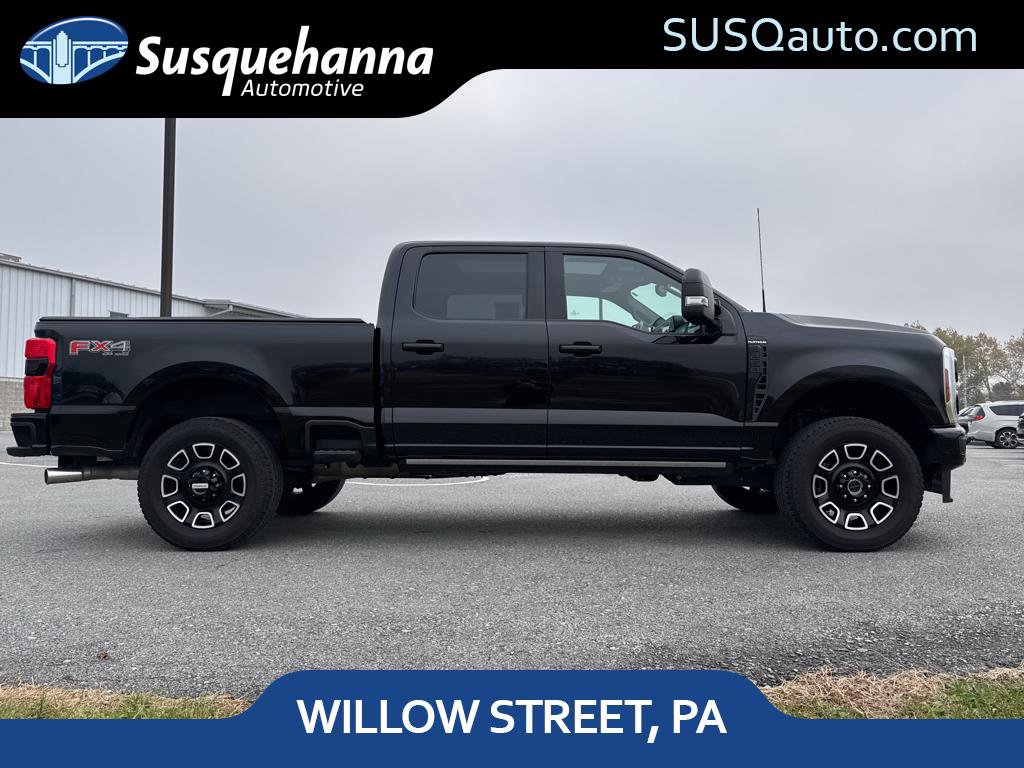 Used 2025 Ford F250 Platinum w/ FX4 Off-Road Package image 12