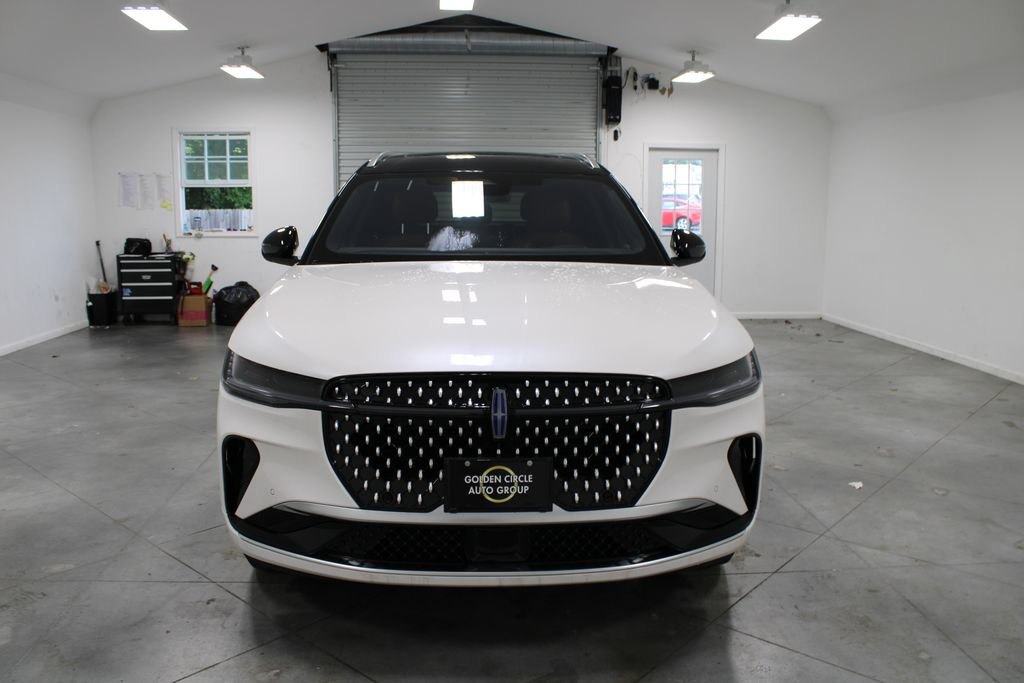 New 2026 Lincoln Nautilus Reserve AWD/4WD image 2