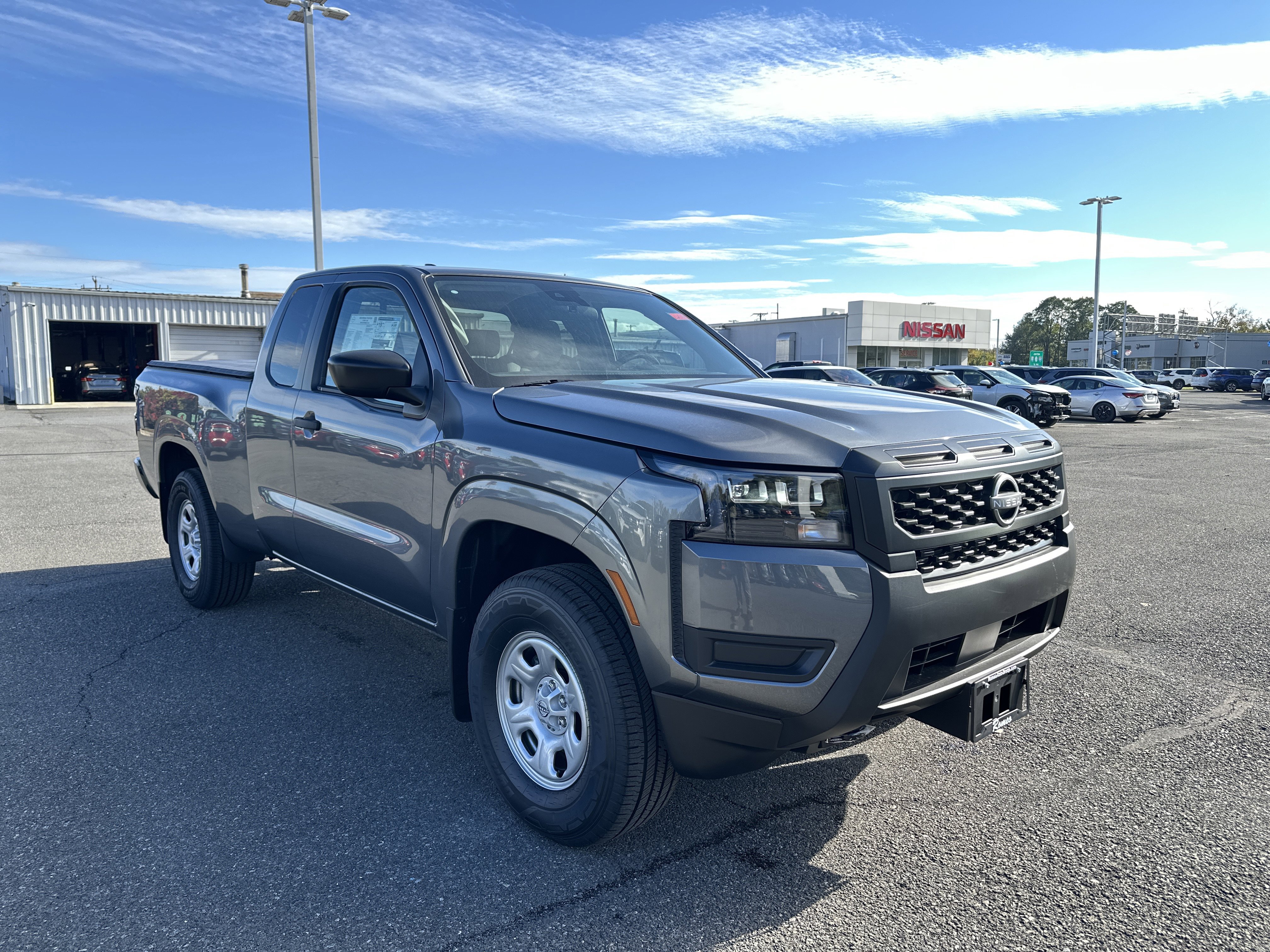 New 2026 Nissan Frontier S image 3