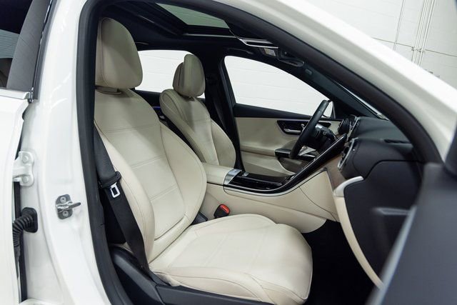 Used 2024 Mercedes-Benz C 300 4MATIC Sedan image 28
