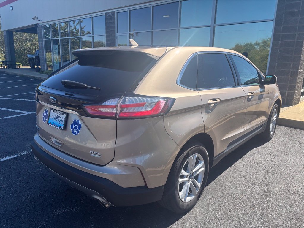 Used 2020 Ford Edge SEL FWD image 4