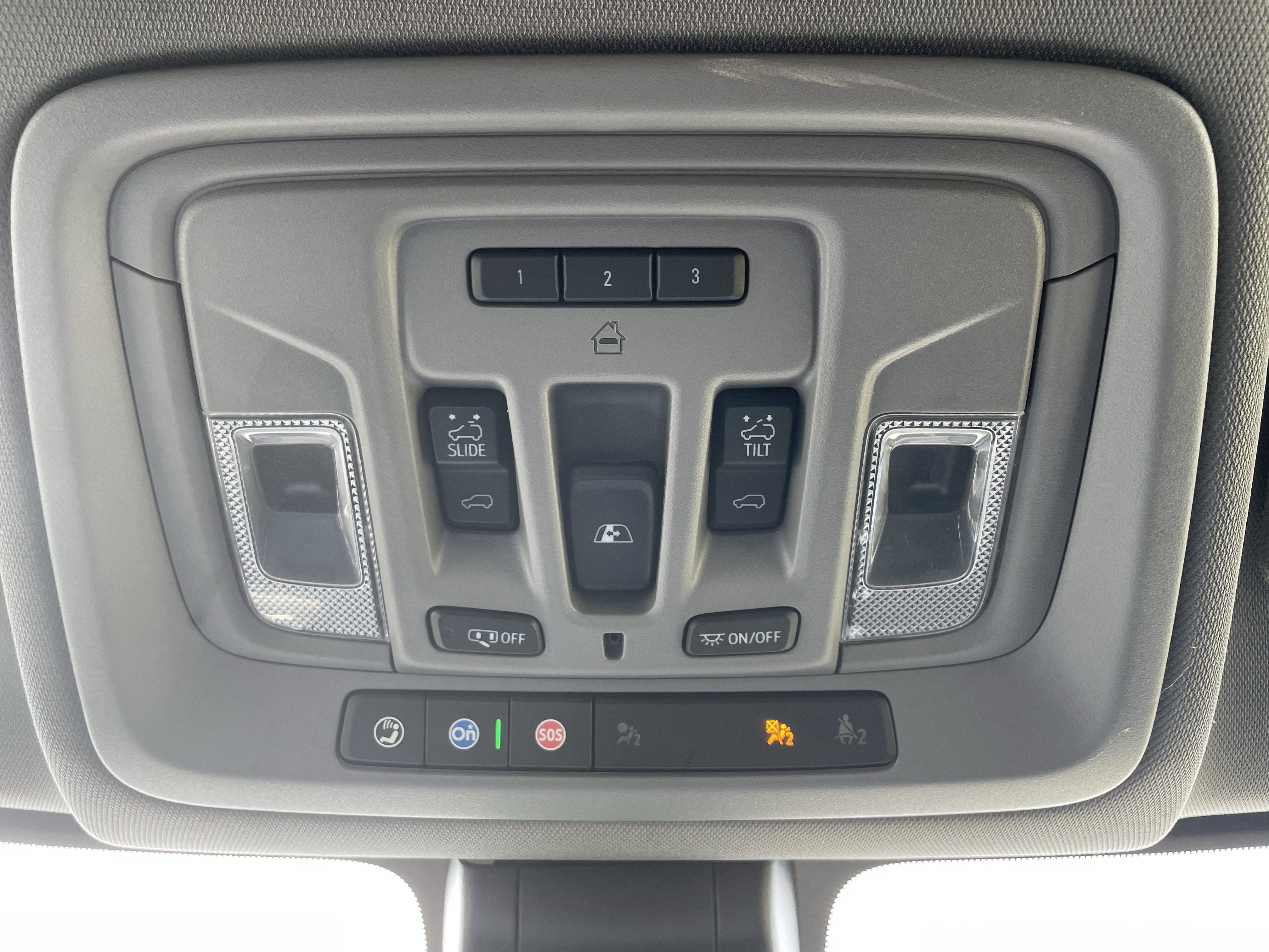 Used 2022 GMC Sierra 1500 SLT w/ SLT Premium Plus Package image 31