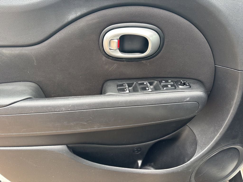 Used 2019 Kia Soul + FWD image 12