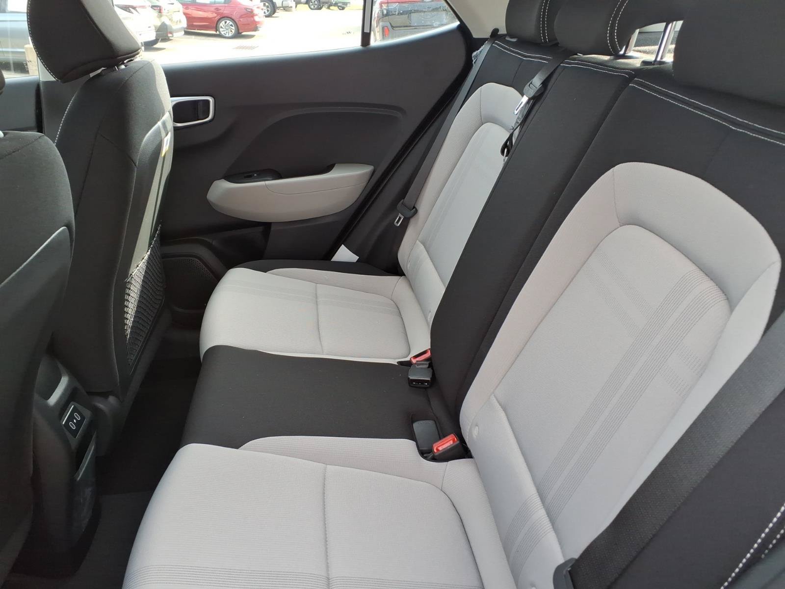 New 2026 Hyundai Venue SEL FWD image 7