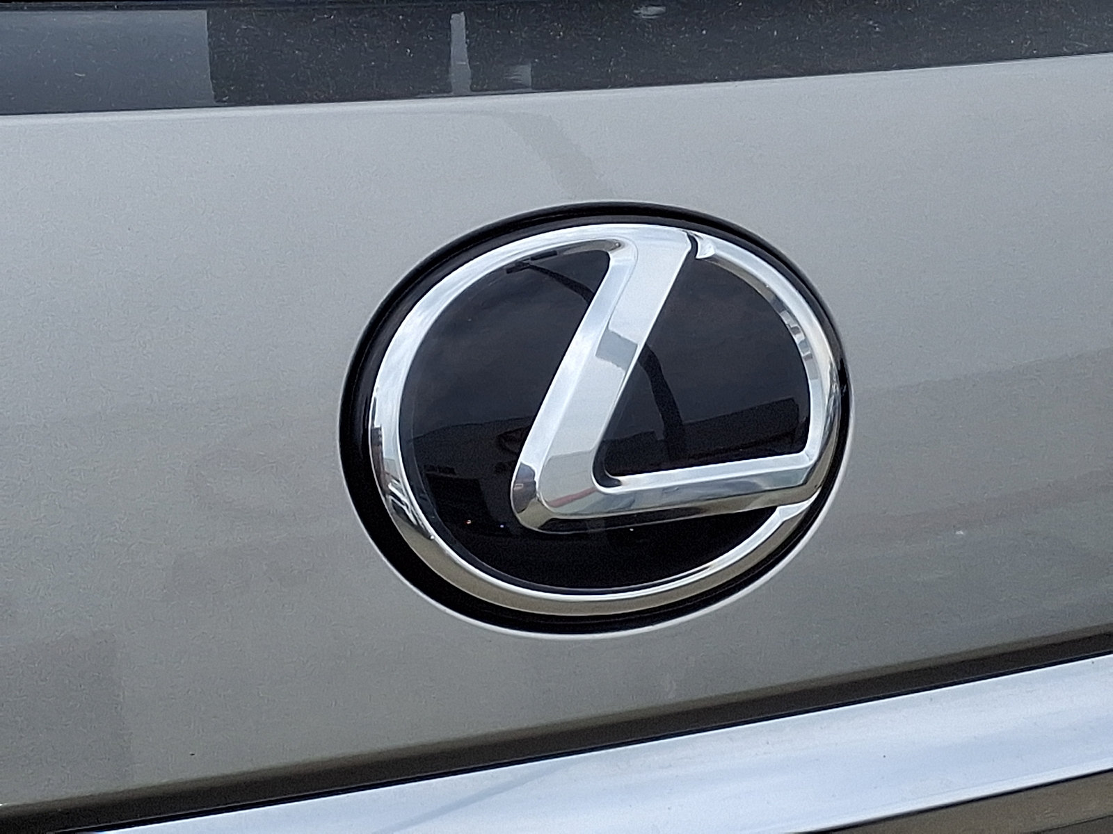 Used 2021 Lexus RX 350L Premium w/ Premium Package AWD/4WD image 33